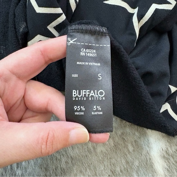 Buffalo David Bitton Star Top - Picture 8 of 10